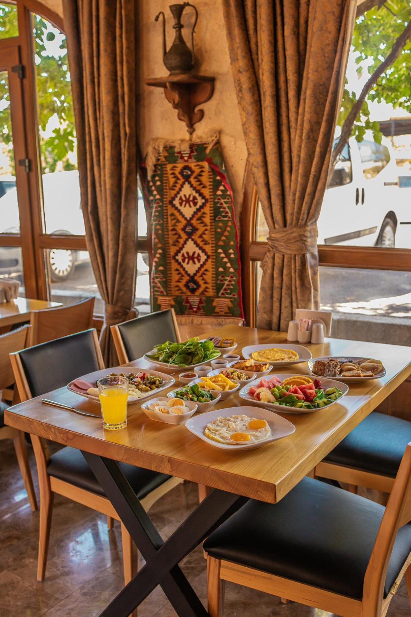 Cave Hotel Saksagan Göreme Buitenkant foto